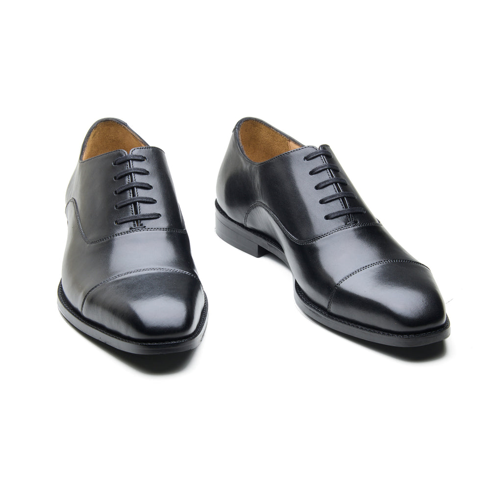 Auden, Captoe Oxford - Black